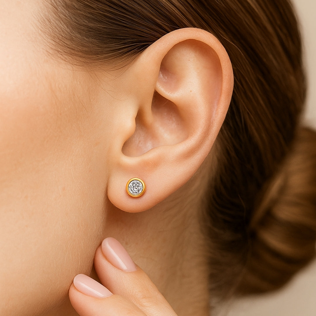 Eternal Glow Yellow Gold Studs