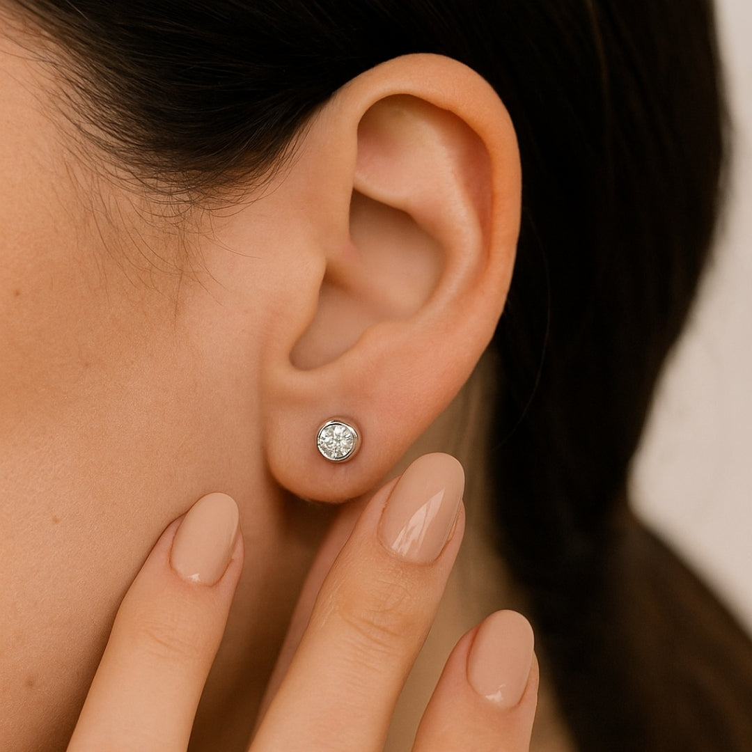 Eternal Glow White Gold Studs